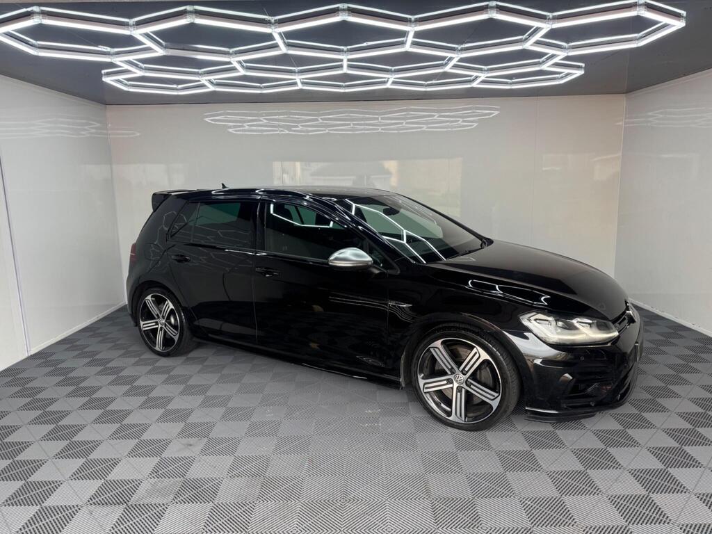 137bdd9fa6854f36ac411fe81404fb69