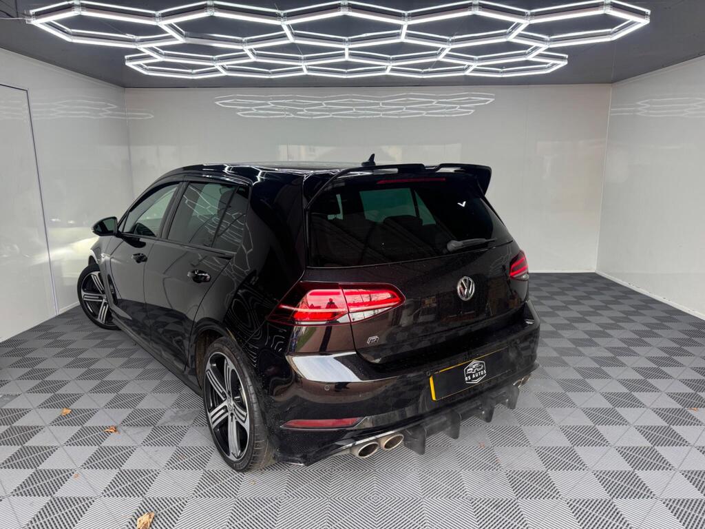 5a19852cf9864f8dac9e69949f480dd4